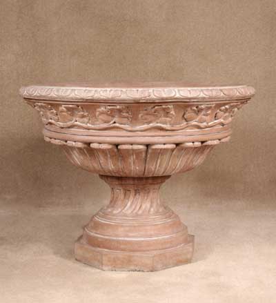 Clover Vine Urn