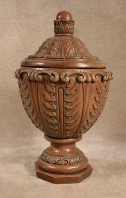 Rockridge Urn with Lid