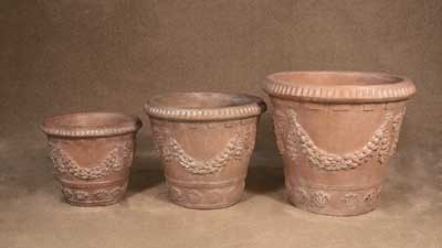 Garland Pots