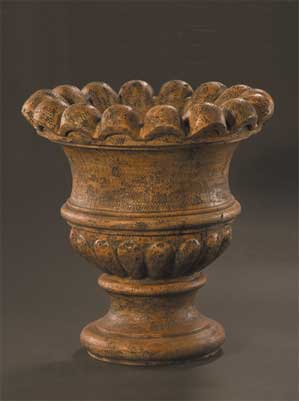 Scallop Urn